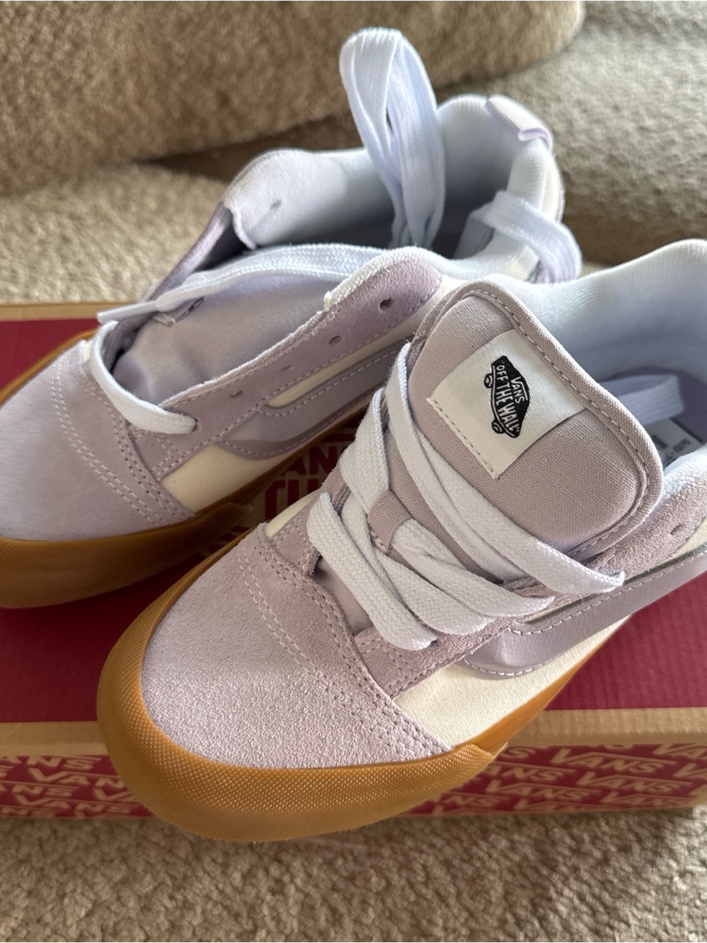 Vans Kids Low-Top Skate Sneakers in Light Lavender and Gum